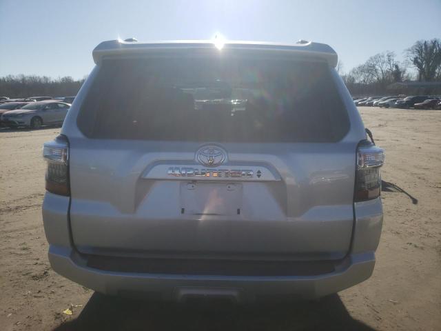 Photo 6 from auction – 2020 TOYOTA 4RUNNER SR with VIN JTEBU5JR4L5795001