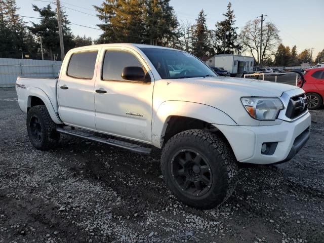 Photo 4 from auction – 2015 TOYOTA TACOMA DOU with VIN 3TMLU4EN7FM185280