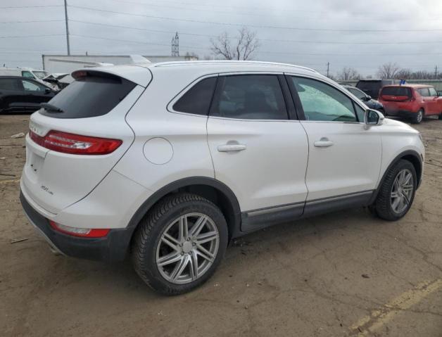 Photo 3 from auction – 2017 LINCOLN MKC RESERV with VIN 5LMCJ3D98HUL21821