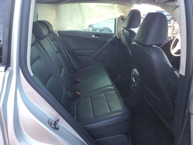 Photo 11 from auction – 2010 VOLKSWAGEN TIGUAN SE with VIN WVGBV7AX5AW514144