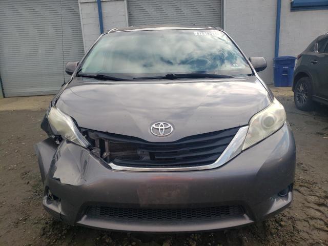 Photo 5 from auction – 2013 TOYOTA SIENNA LE with VIN 5TDKK3DC8DS328634