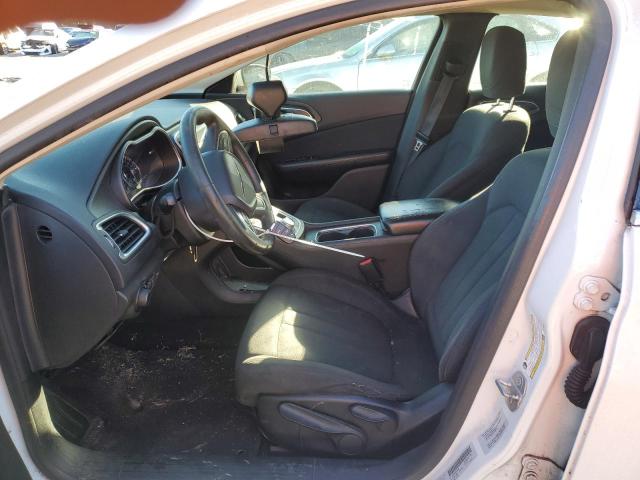 Photo 7 from auction – 2016 CHRYSLER 200 LIMITE with VIN 1C3CCCAB3GN151048