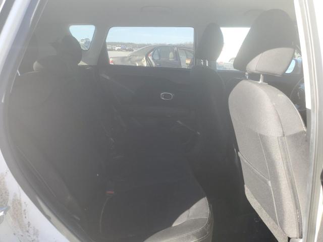 Photo 11 from auction – 2014 KIA SOUL with VIN KNDJN2A29E7717688