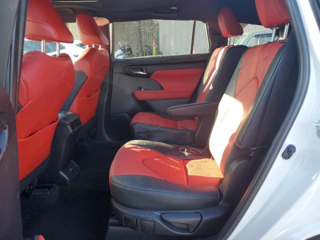 Photo 11 from auction – 2023 TOYOTA HIGHLANDER with VIN 5TDKDRBHXPS512876