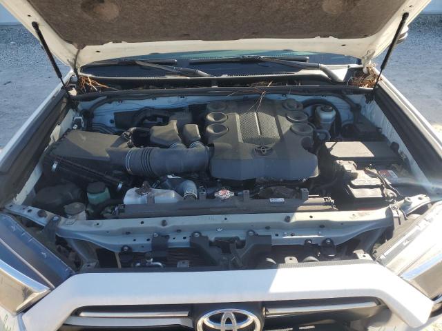 Photo 12 from auction – 2021 TOYOTA 4RUNNER SR with VIN JTEFU5JR5M5232543