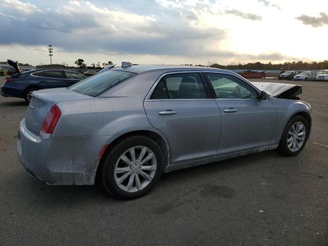Photo 3 from auction – 2017 CHRYSLER 300C with VIN 2C3CCAKG4HH616476