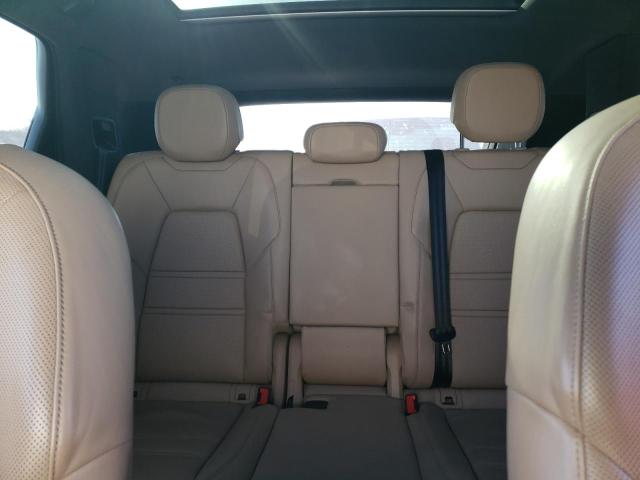 Photo 10 from auction – 2019 PORSCHE CAYENNE S with VIN WP1AB2AY0KDA65357