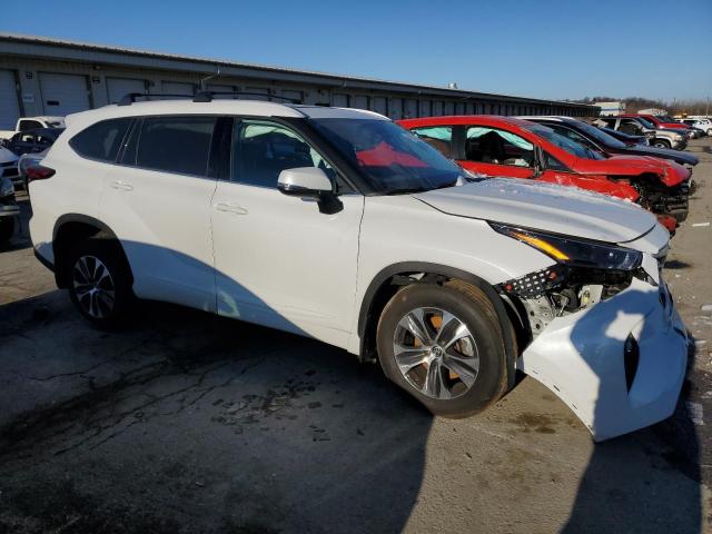 Photo 4 from auction – 2022 TOYOTA HIGHLANDER with VIN 5TDGZRBHXNS235425