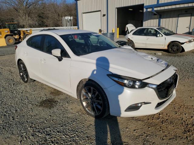 Photo 4 from auction – 2018 MAZDA 3 TOURING with VIN 3MZBN1V31JM204577