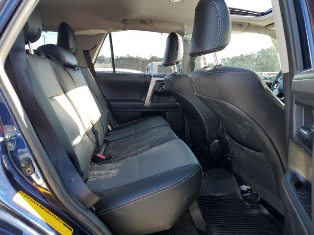 Photo 11 from auction – 2018 TOYOTA 4RUNNER SR with VIN JTEBU5JRXJ5559823