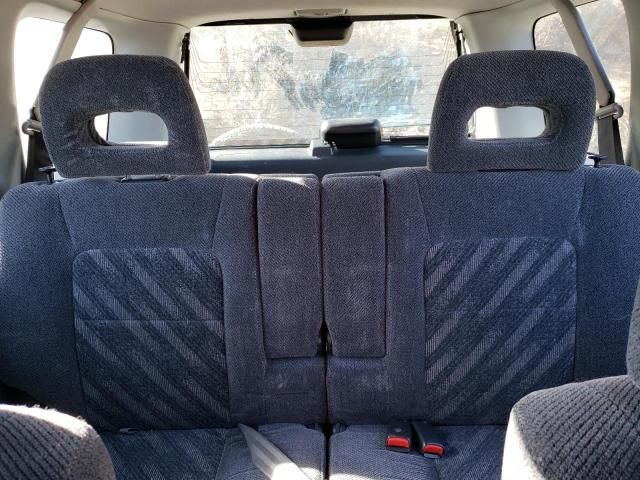 Photo 10 from auction – 2000 HONDA CR-V EX with VIN JHLRD1868YC001582