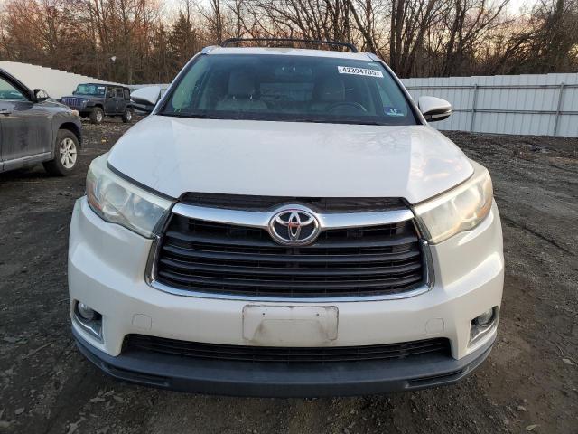 Photo 5 from auction – 2015 TOYOTA HIGHLANDER with VIN 5TDDKRFHXFS156081