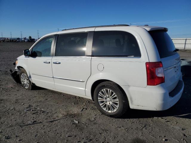 Photo 2 from auction – 2015 CHRYSLER TOWN & COU with VIN 2C4RC1CG5FR546515
