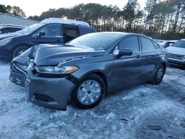FORD FUSION S 2014 with VIN 1FA6P0G71E5384945 - Photo from auction