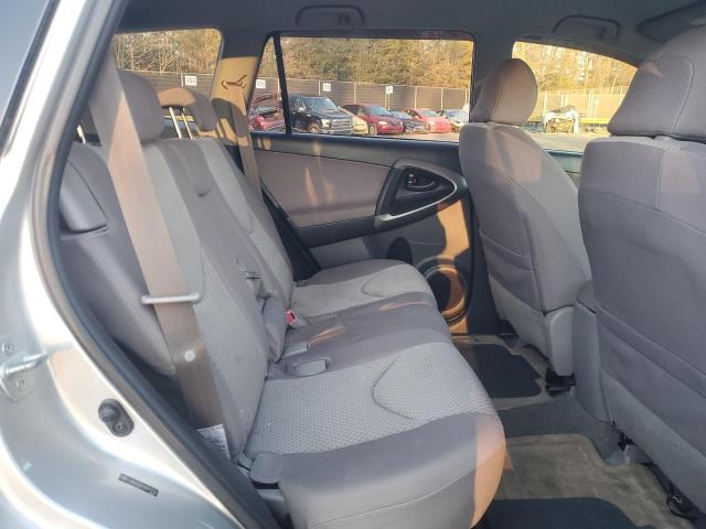 Photo 11 from auction – 2006 TOYOTA RAV4 with VIN JTMBD33V165016161