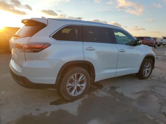 Photo 3 from auction – 2015 TOYOTA HIGHLANDER with VIN 5TDKKRFH6FS084156