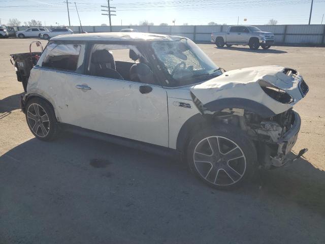 Photo 4 from auction – 2006 MINI COOPER S with VIN WMWRE33536TL22282