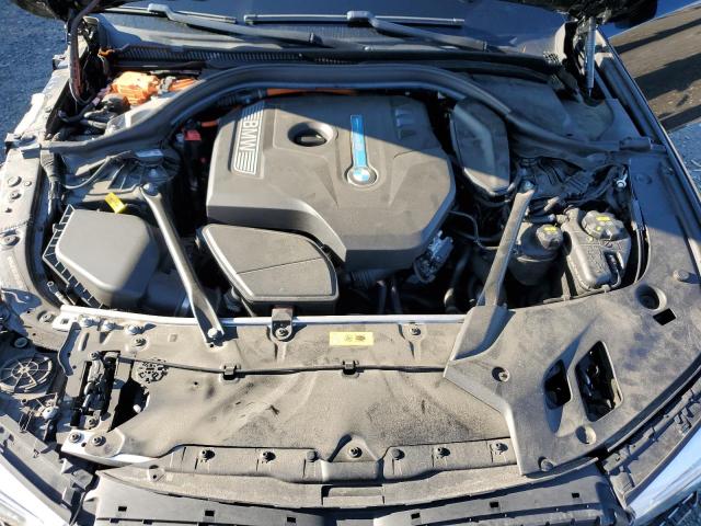 Photo 11 from auction – 2018 BMW 530XE with VIN WBAJB1C57JG624007