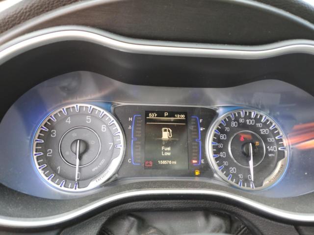 Photo 9 from auction – 2015 CHRYSLER 200 LIMITE with VIN 1C3CCCABXFN502603