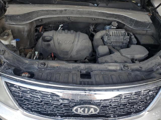 Photo 12 from auction – 2014 KIA SORENTO LX with VIN 5XYKT3A67EG446149