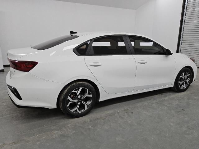 Photo 3 from auction – 2021 KIA FORTE FE with VIN 3KPF24ADXME394262