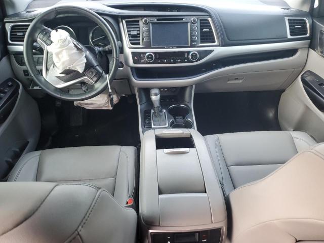 Photo 8 from auction – 2019 TOYOTA HIGHLANDER with VIN 5TDJZRFH9KS988861