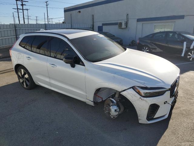Photo 4 from auction – 2024 VOLVO XC60 PLUS with VIN YV4H60DL7R1940872