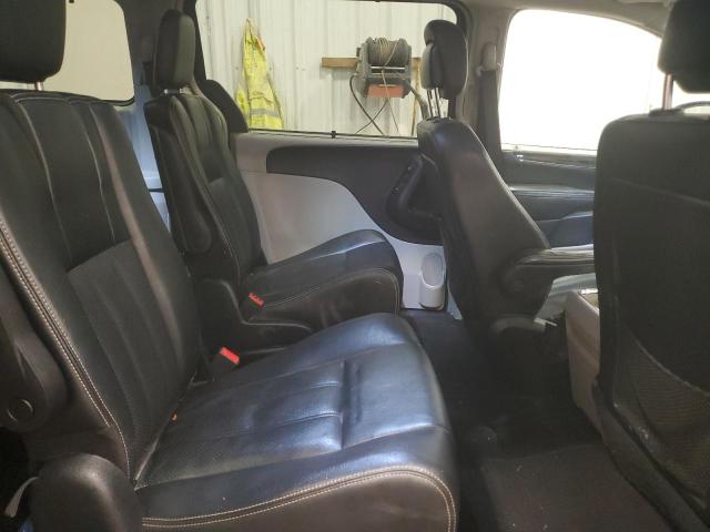 Photo 11 from auction – 2014 CHRYSLER TOWN & COU with VIN 2C4RC1CG6ER455607