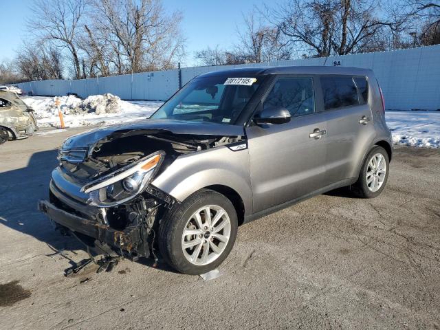 KIA SOUL + 2017 مع رقم تعريف المركبة KNDJP3A53H7441734 - صورة من المزاد