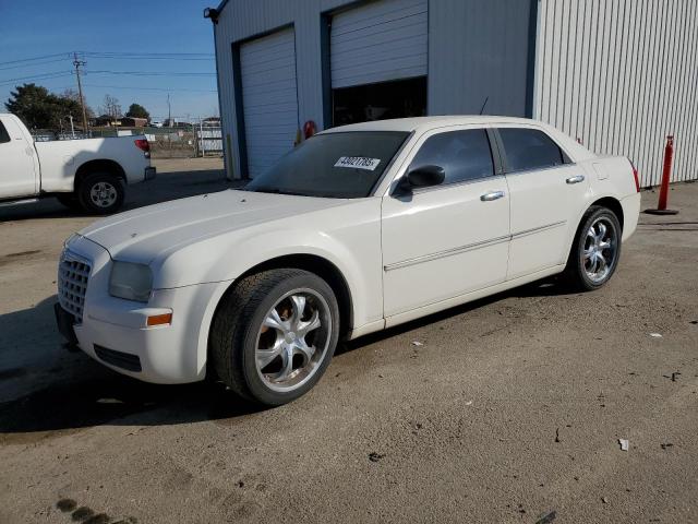CHRYSLER 300 LX 2008 with VIN 2C3KA43R18H319538 - Photo from auction