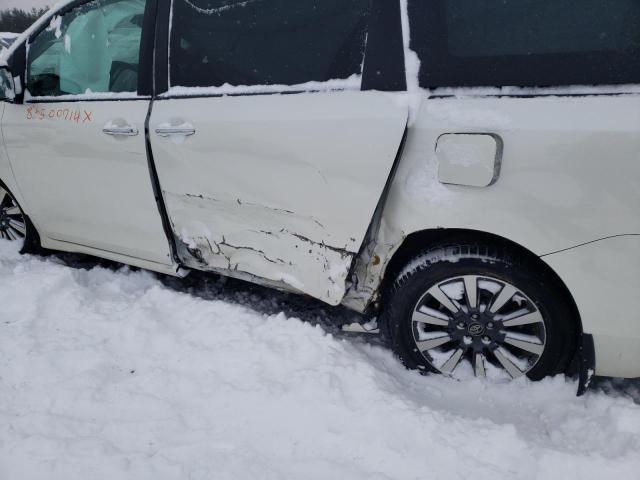 Photo 13 from auction – 2018 TOYOTA SIENNA XLE with VIN 5TDDZ3DC7JS204662