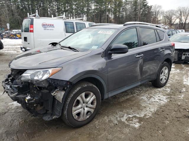 TOYOTA RAV4 LE 2015 مع رقم تعريف المركبة 2T3BFREV3FW337458 - صورة من المزاد