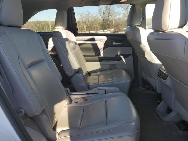 Photo 11 from auction – 2015 TOYOTA HIGHLANDER with VIN 5TDKKRFH2FS113765
