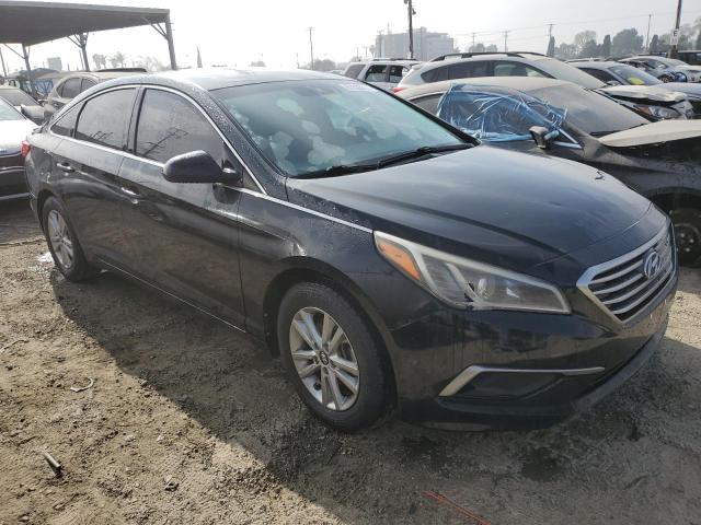 Photo 4 from auction – 2017 HYUNDAI SONATA SE with VIN 5NPE24AF3HH458804