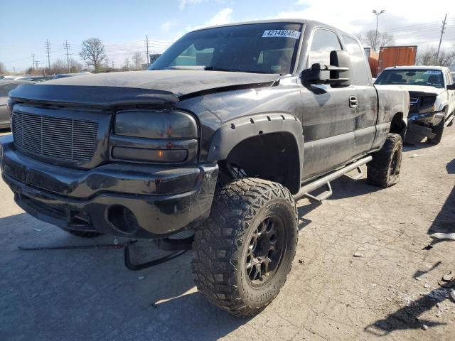 GMC NEW SIERRA 2003 with VIN 2GTEC19V531100668 - Photo from auction