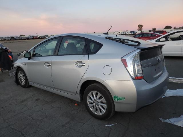 Photo 2 from auction – 2013 TOYOTA PRIUS PLUG with VIN JTDKN3DP8D3042312
