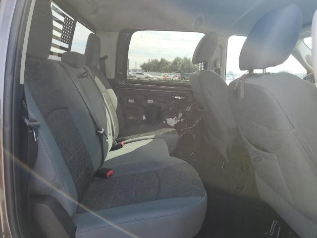 Photo 10 from auction – 2017 RAM 2500 SLT with VIN 3C6UR5DL8HG569864