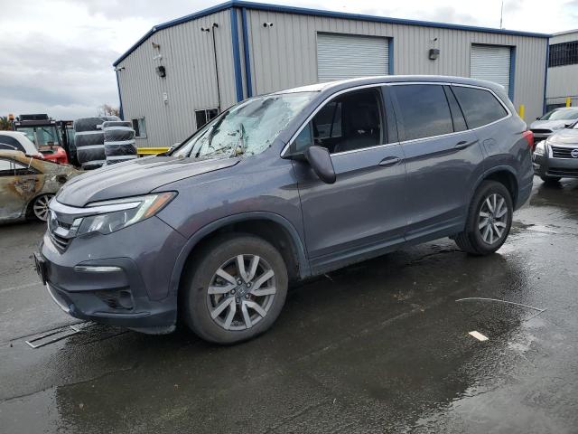 HONDA PILOT EXL 2019 with VIN 5FNYF5H50KB043353 - Photo from auction