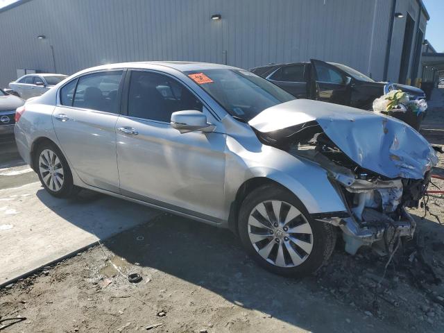Photo 4 from auction – 2015 HONDA ACCORD EXL with VIN 1HGCR2F80FA090329