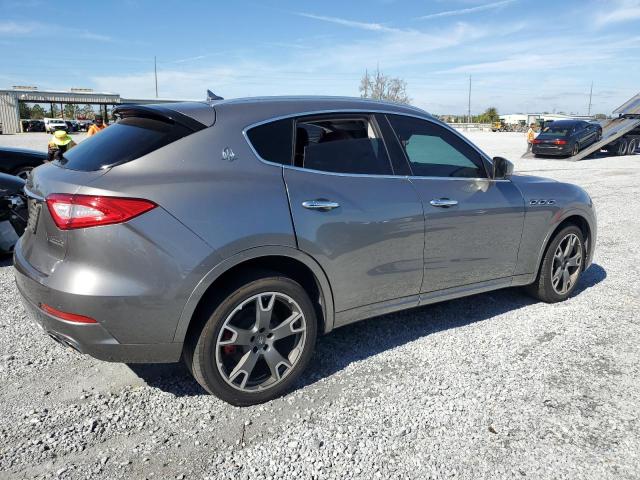 Photo 3 from auction – 2017 MASERATI LEVANTE LU with VIN ZN661XUL3HX230900