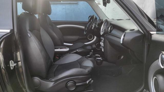 Photo 5 from auction – 2010 MINI COOPER S with VIN WMWMF7C54ATW88887