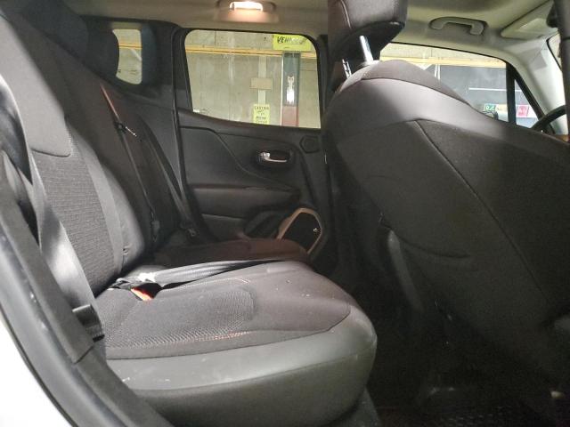 Photo 11 from auction – 2016 JEEP RENEGADE L with VIN ZACCJBBT4GPD89937