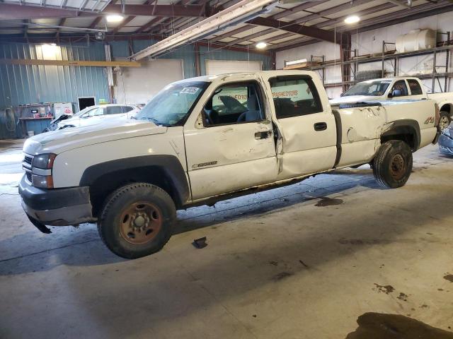 CHEVROLET SILVERADO 2006 with VIN 1GCHK23U06F254255 - Photo from auction