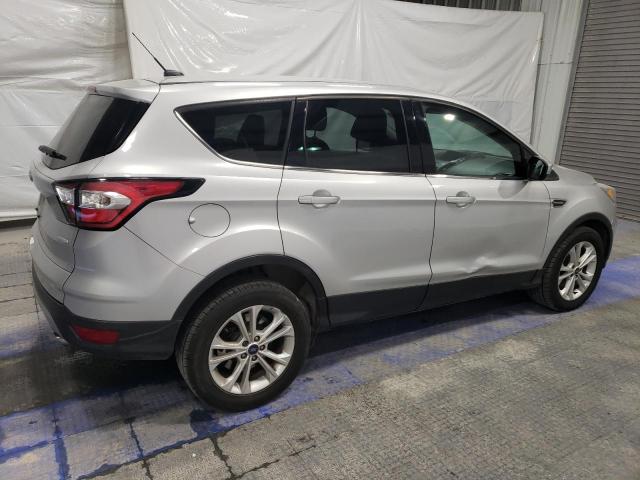 Photo 3 from auction – 2017 FORD ESCAPE SE with VIN 1FMCU0GD8HUD94941