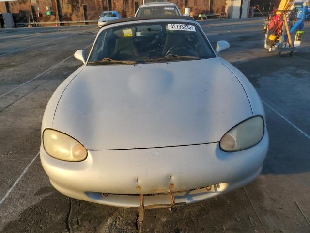 Photo 5 from auction – 1999 MAZDA MX-5 MIATA with VIN JM1NB3536X0123977