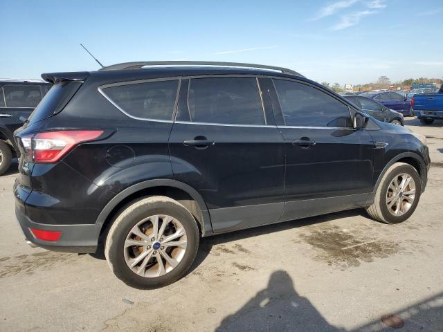 Photo 3 from auction – 2017 FORD ESCAPE SE with VIN 1FMCU0GD3HUE40384