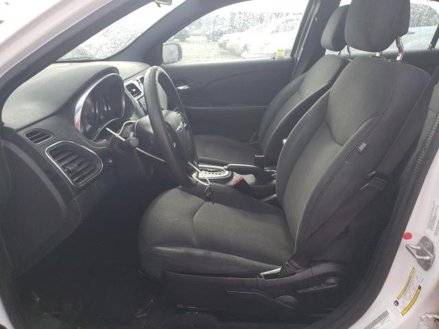 Photo 7 from auction – 2014 CHRYSLER 200 LX with VIN 1C3CCBAB3EN210705