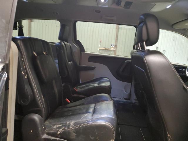Photo 11 from auction – 2013 CHRYSLER TOWN & COU with VIN 2C4RC1BG4DR755033