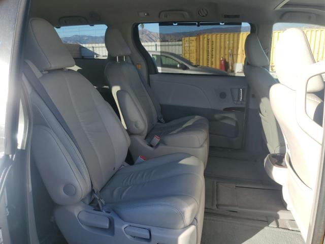 Photo 11 from auction – 2011 TOYOTA SIENNA XLE with VIN 5TDDK3DC9BS011256