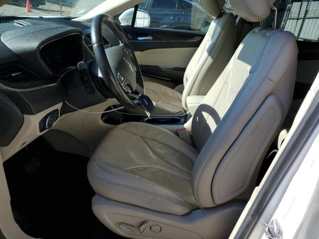 Photo 7 from auction – 2017 LINCOLN MKC RESERV with VIN 5LMCJ3C94HUL20554